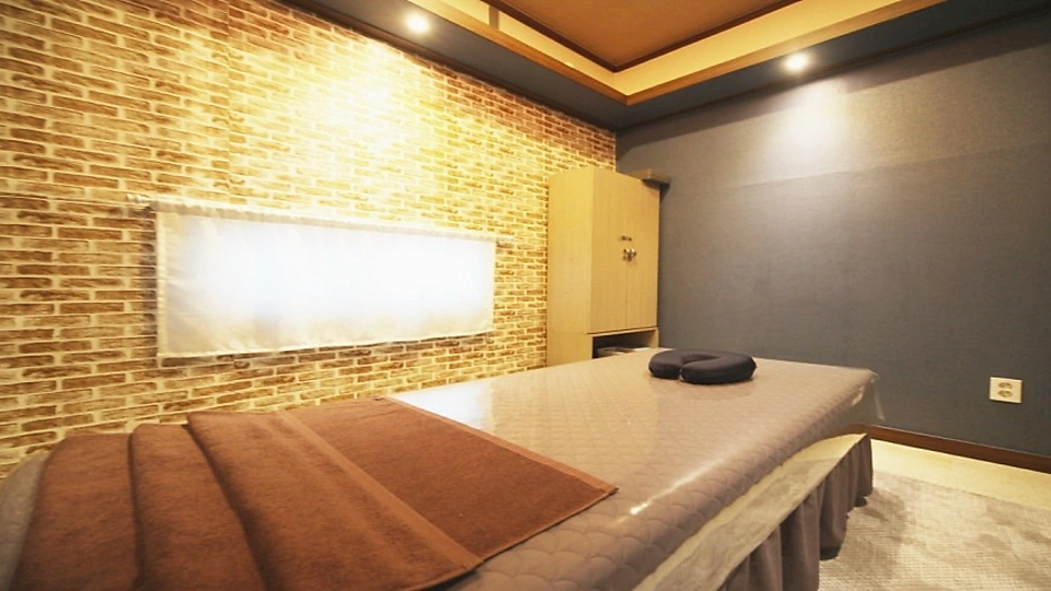 삼평동 마사지 본스웨디시03