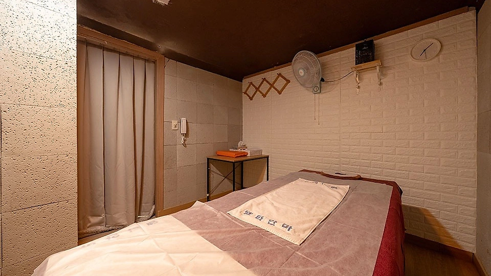 창신동 마사지 이스턴호텔사우나마사지05