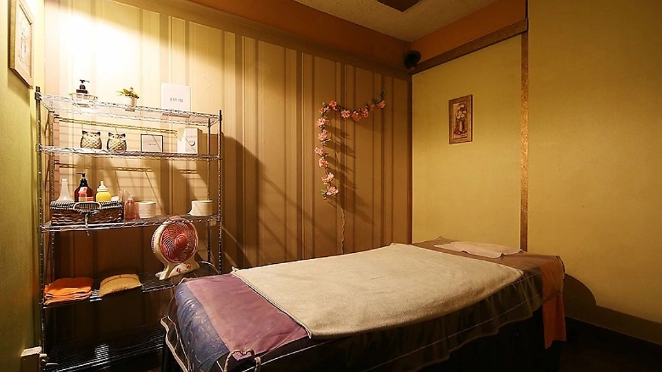 장항동 마사지 상하이버블스웨디시04