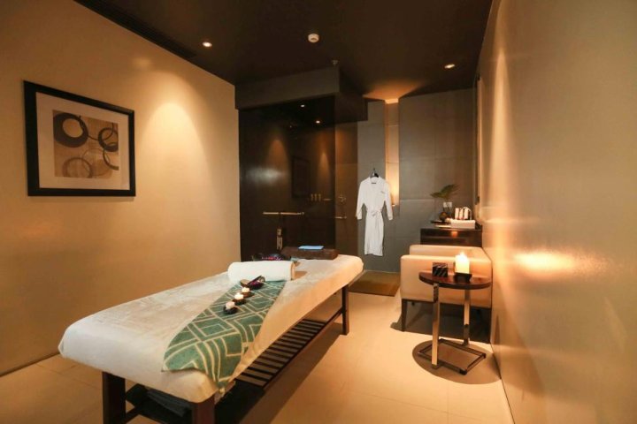 세부 마사지 래디슨블루세부05