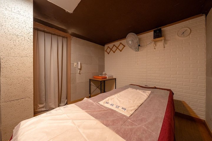 창신동 마사지 이스턴호텔사우나마사지05